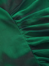 Robe mi-longues en maille à col en cloche et fente ruche