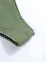 Bikini triangle dos nu à col halter avec sarong floral assorti