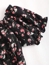 Robe à fleurs épaules dénudées et fente mi-longue