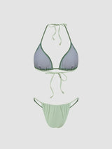 Ensemble bikini triangle col montant noué avec tenue de plage en maille