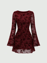 Robe courte à manches longues évasées vintage