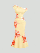 Robe longue moulante à col asymétrique imprimé lys