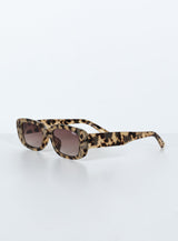 Creeper Sunglasses Tea Tort