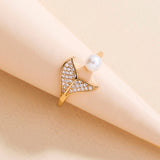 Pearl Tail Zircon Ring