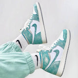 AIR JORDAN 1 RETRO HIGH TURBO GREEN FLIGHT NOSTALGLIA