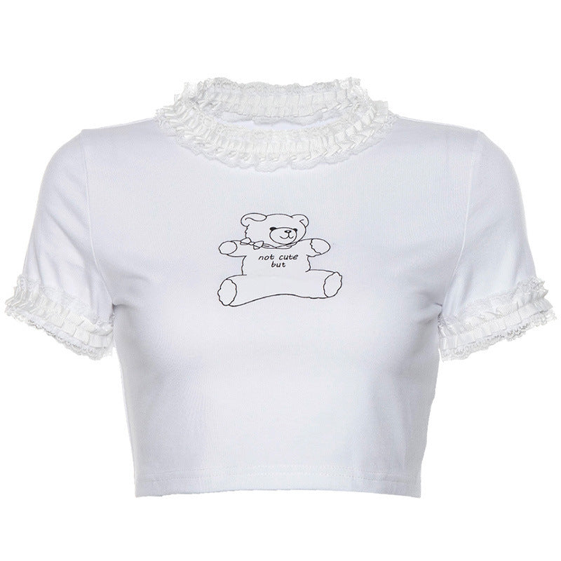 T-shirt with exposed navel