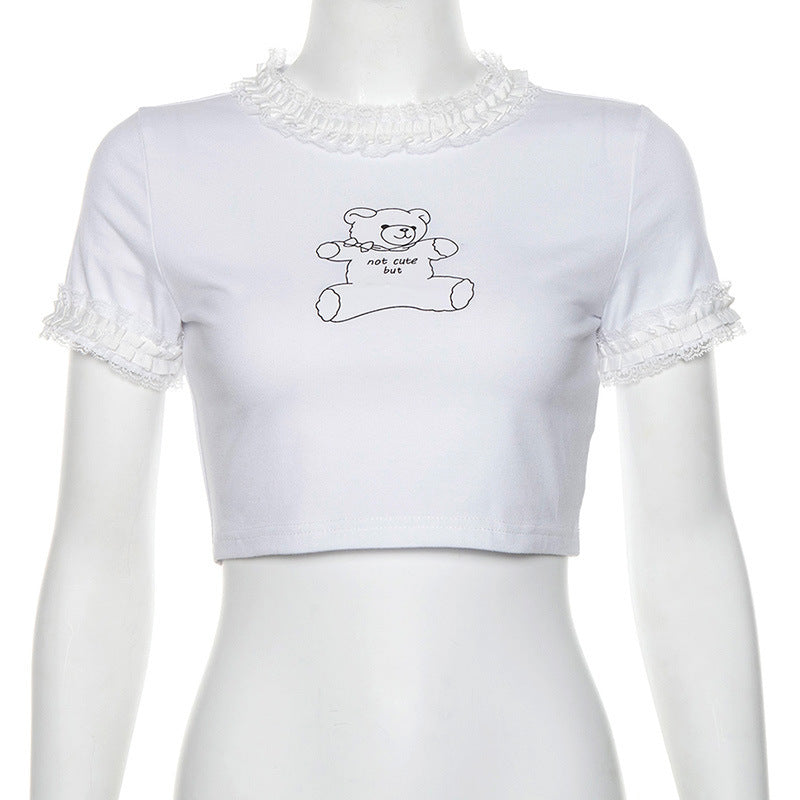 T-shirt with exposed navel