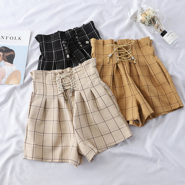 Wild flower bud high waist strap plaid shorts