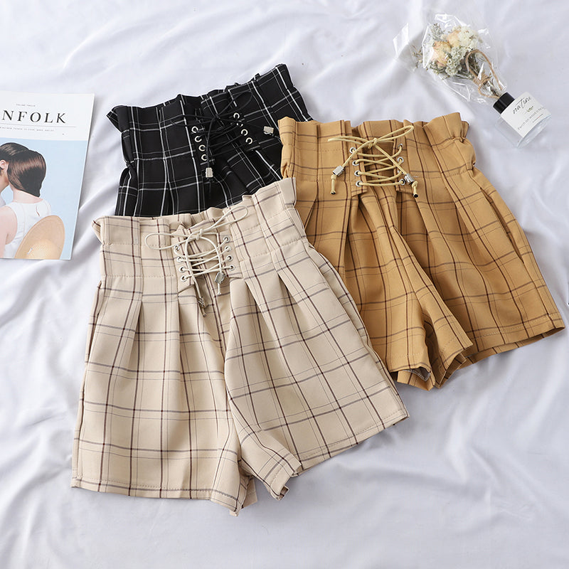 Wild flower bud high waist strap plaid shorts