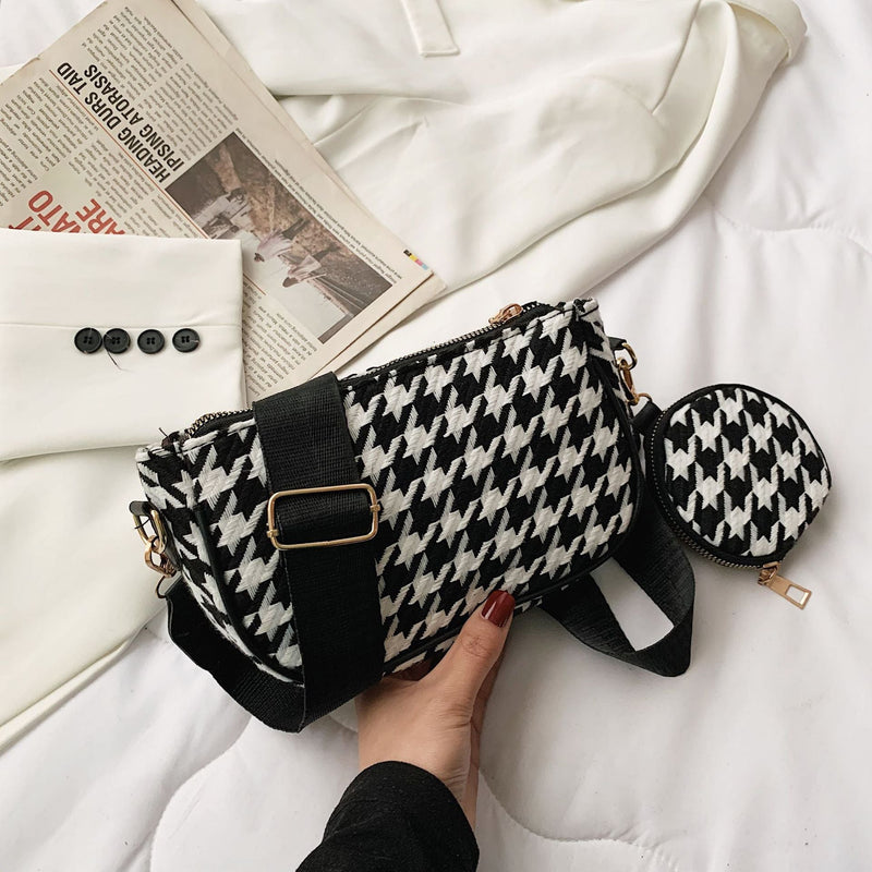 Simple One-Shoulder Bag