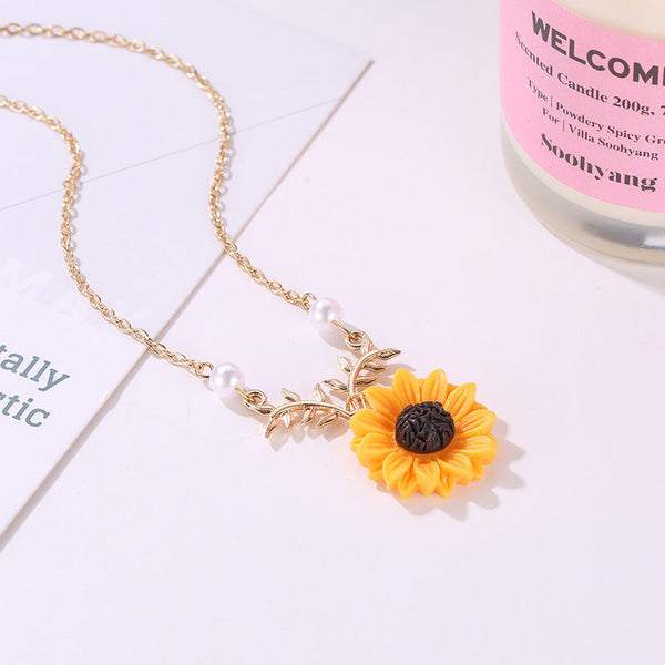 Pearl Sun Flower Necklace
