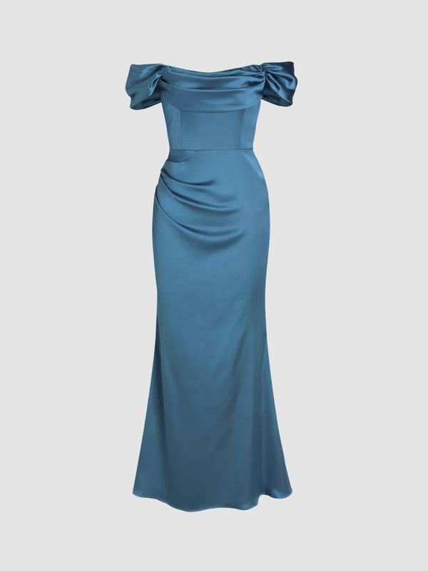 Robe Longue Satinée à Épaules Dénudées et Col Carré Froncée