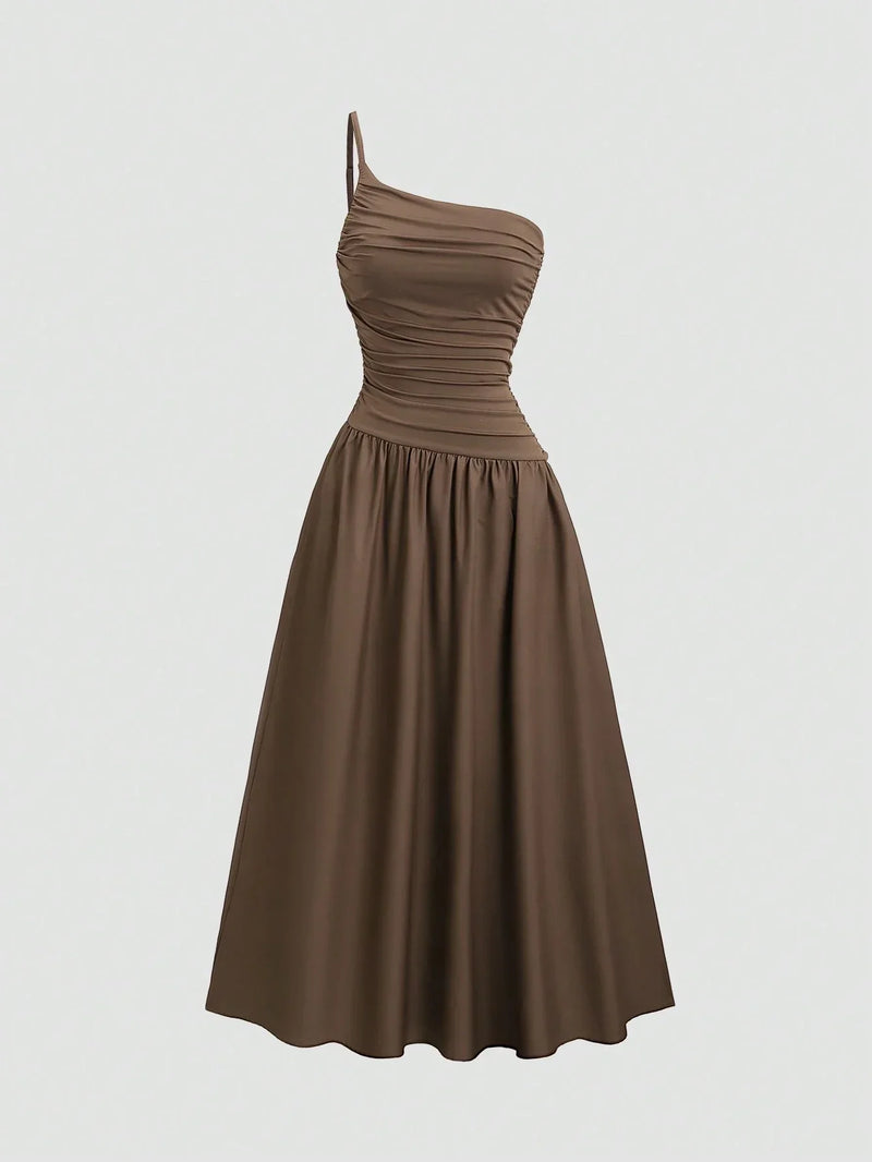 Robe longue asymétrique à une épaule