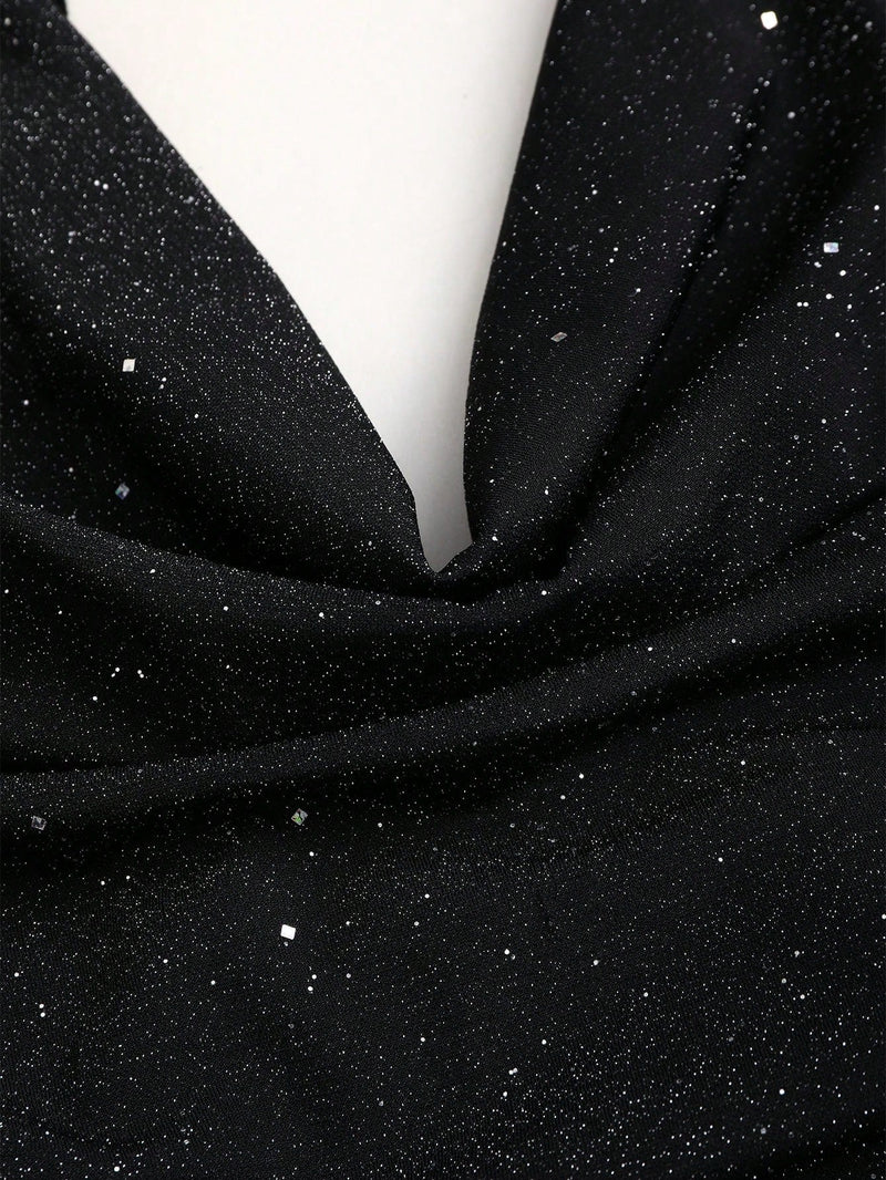 Ensemble top décolleté et jupe fendue