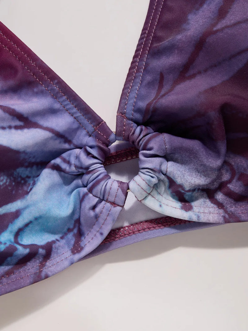 Ensemble bikini papillon avec col V anneau décoratif et sarong assorti