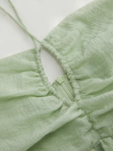 Robe Courte Dos Nu Découpée à Col V et Plissée