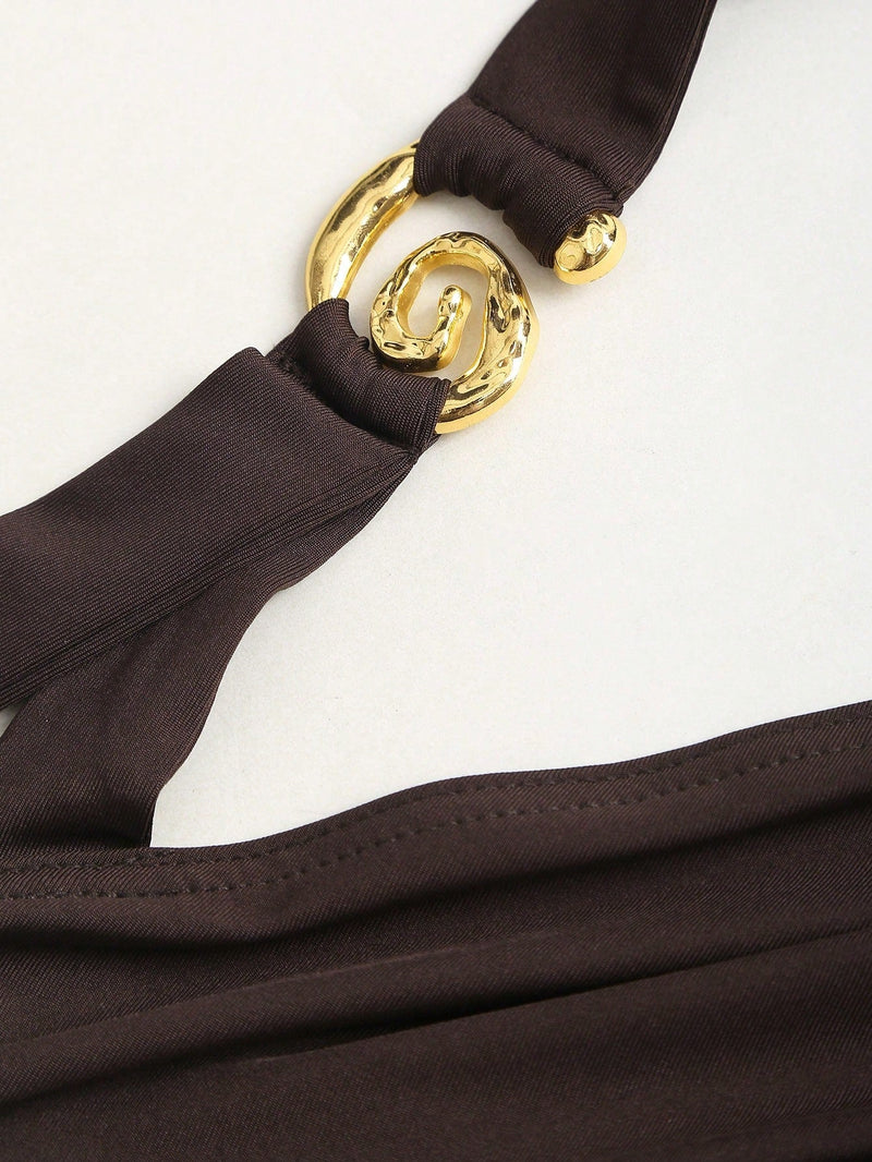 Robe mini évasée marron à encolure licou