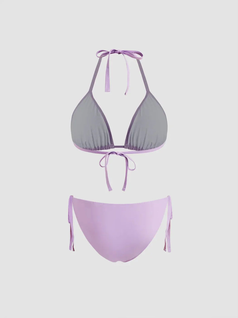 Ensemble bikini floral col V noué avec sarong assorti