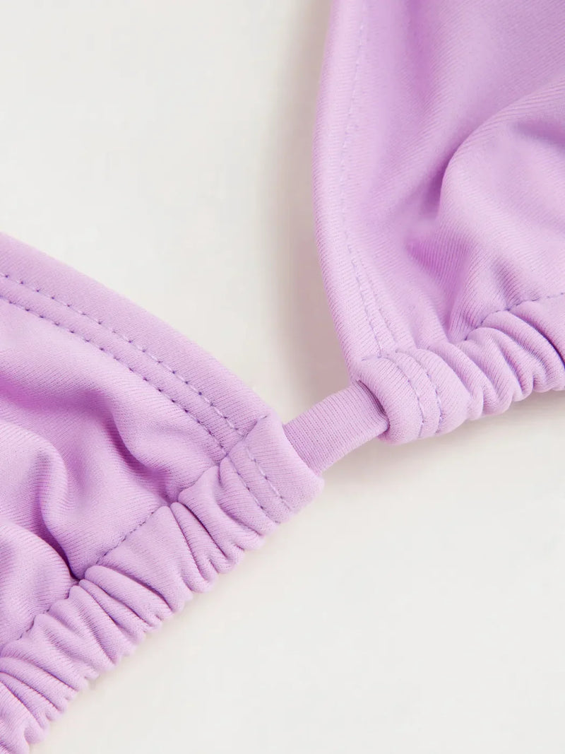 Ensemble bikini triangle noué col halter avec sarong floral assorti