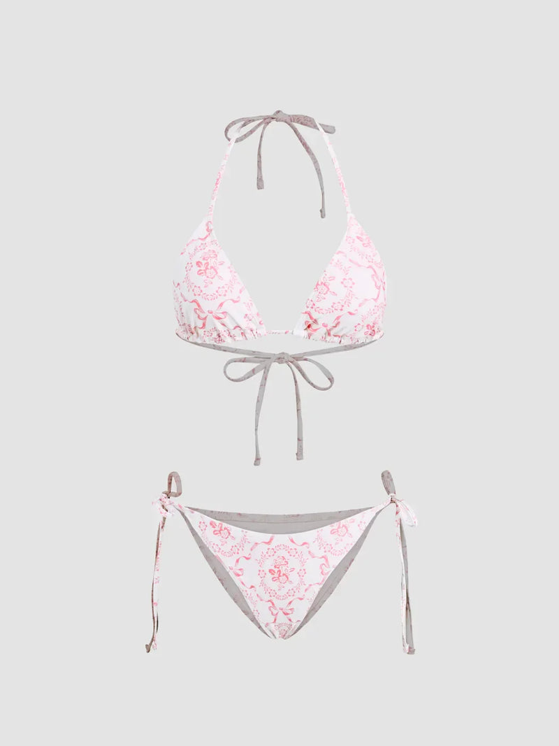 Ensemble bikini col V à nouer avec fleurs et sarong en dentelle assorti