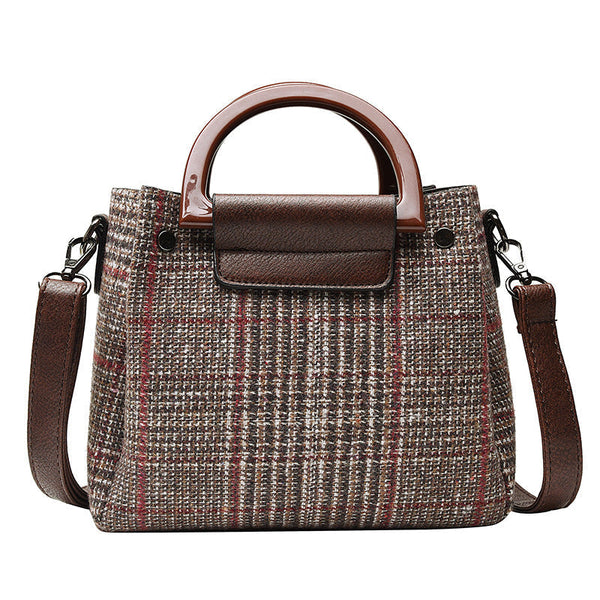 trend color contrast check small square bag