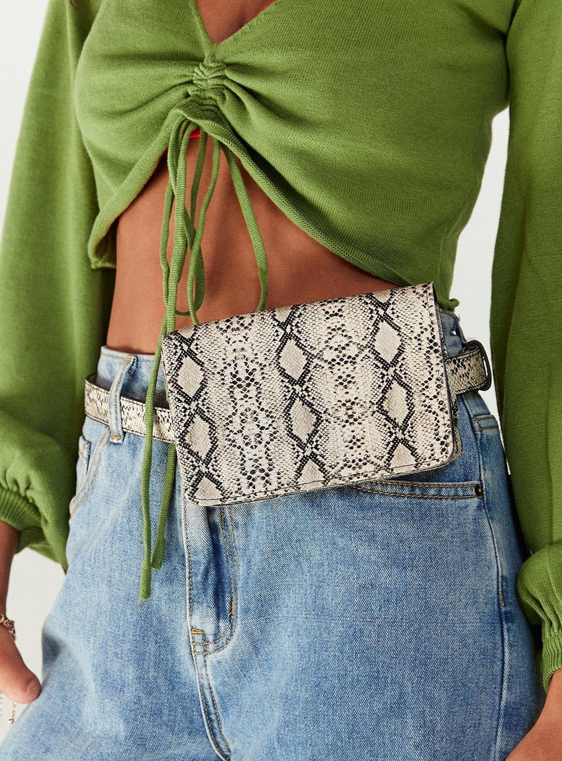 Venom Belt Bag Snake
