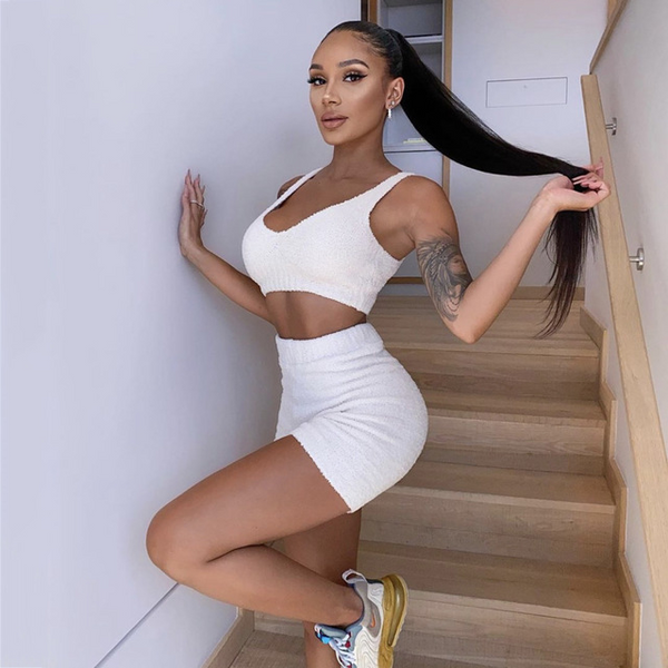 Two-piece sleeveless sweater shorts