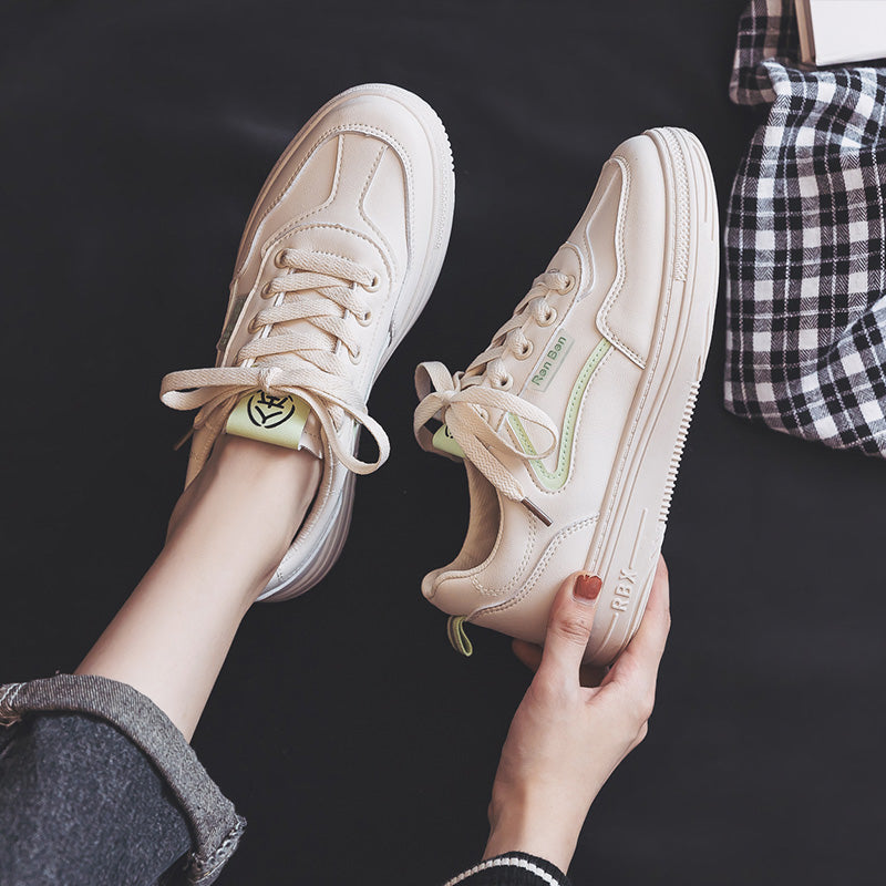 sports women's old shoes