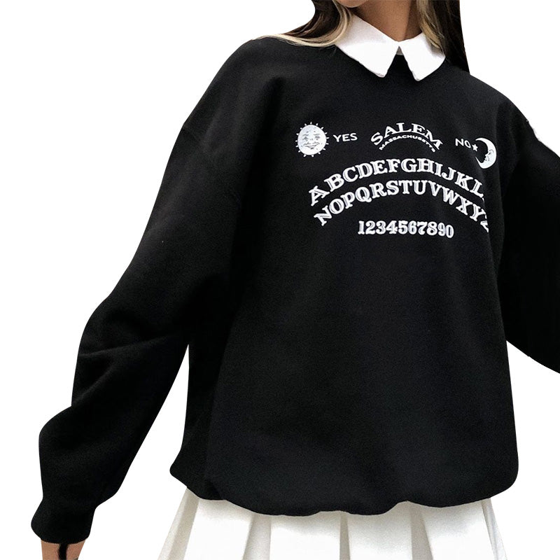 Loose sweatshirt with removable collar