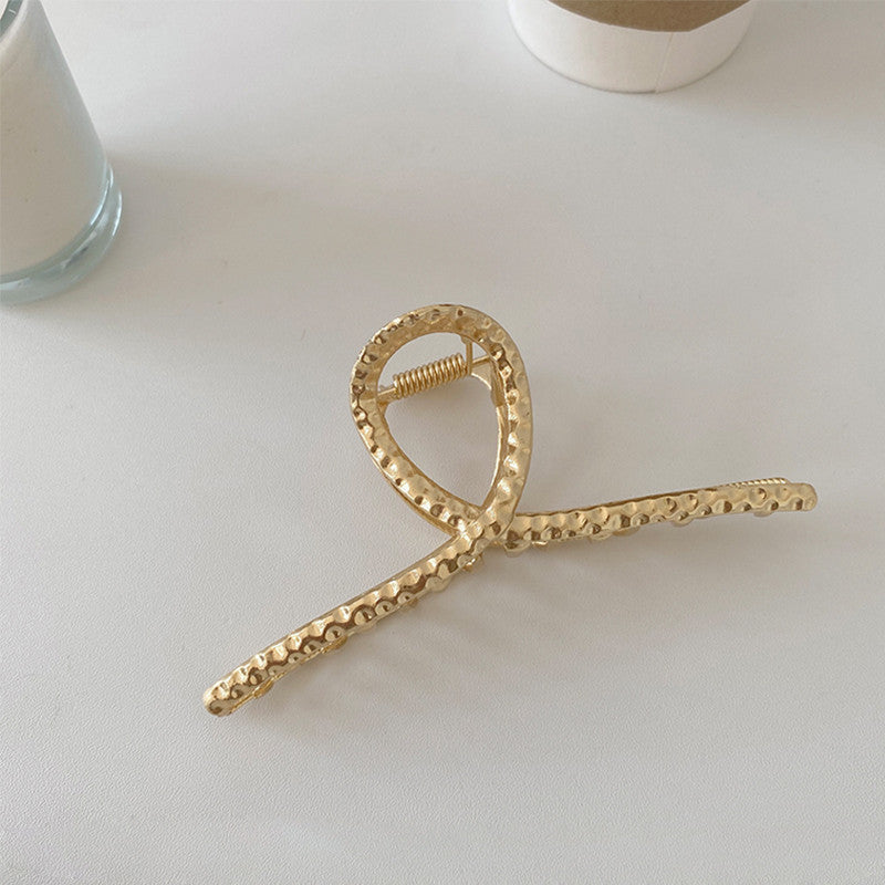 Matte metal horsetail clip