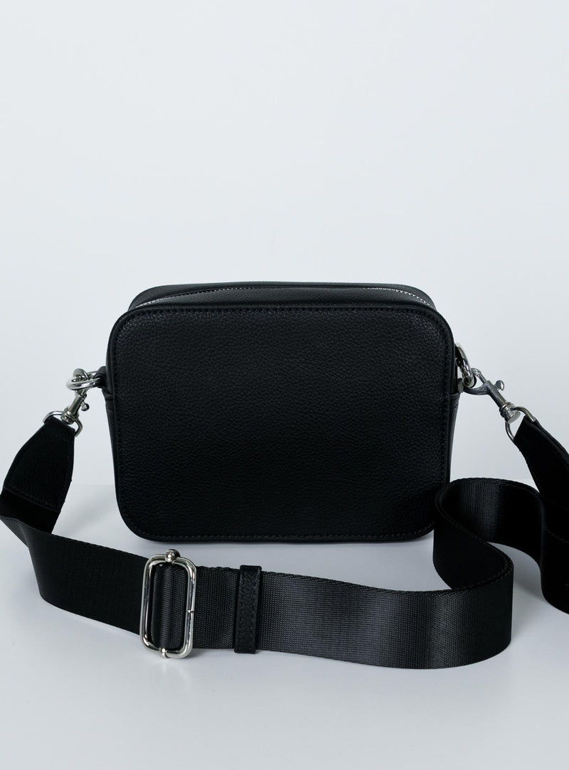 Peta & Jain Tammy Black