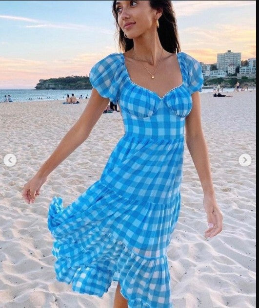 Short Puff Sleeves Lace-Up Dress