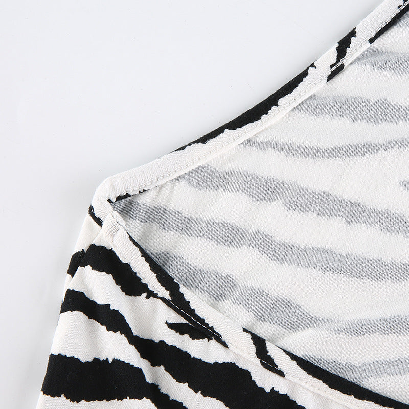 Contrast Color Halterneck Slim Fit Cropped Camisole