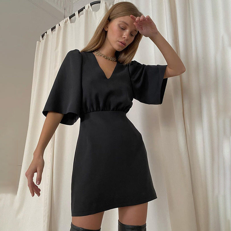 Black V-neck Waist Dress