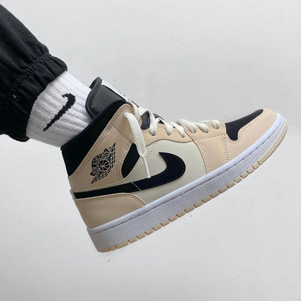 Air Jordan 1 Retro Mid "Barely Orange" BQ6472-800 Pink Black