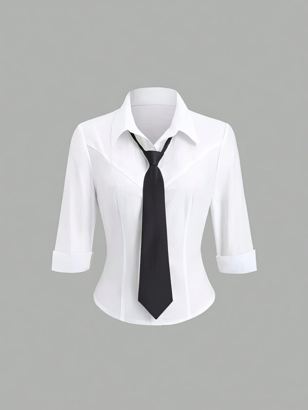 Chemise élégante avec cravate et manches 3/4