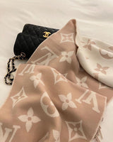 LV SCARF U8969
