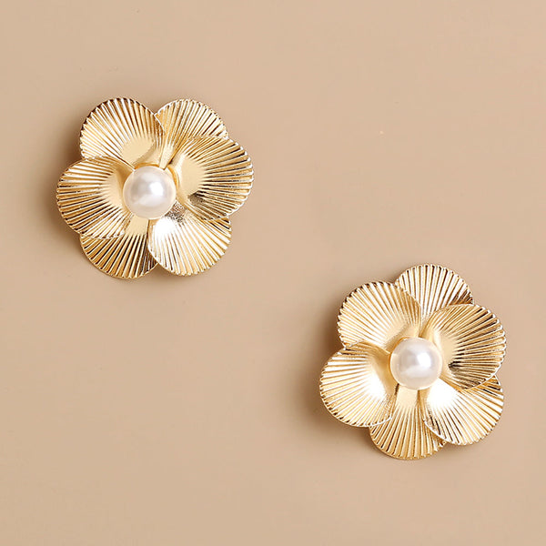 Metal Pearls Six-petal Flowers Ear Studs