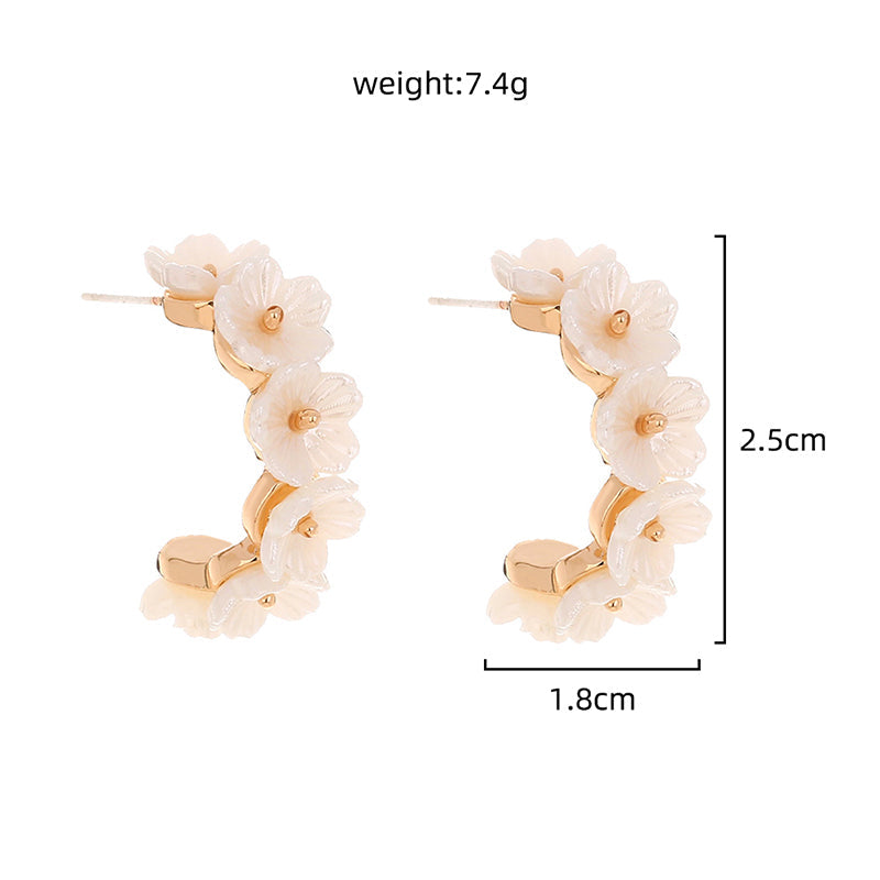 Resin White Flower Type C Stud Fashion