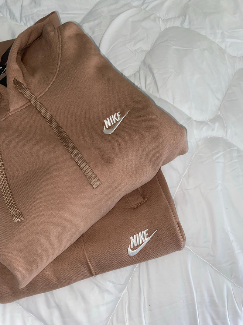 Ensemble Nike tech fleece marron 🤎
