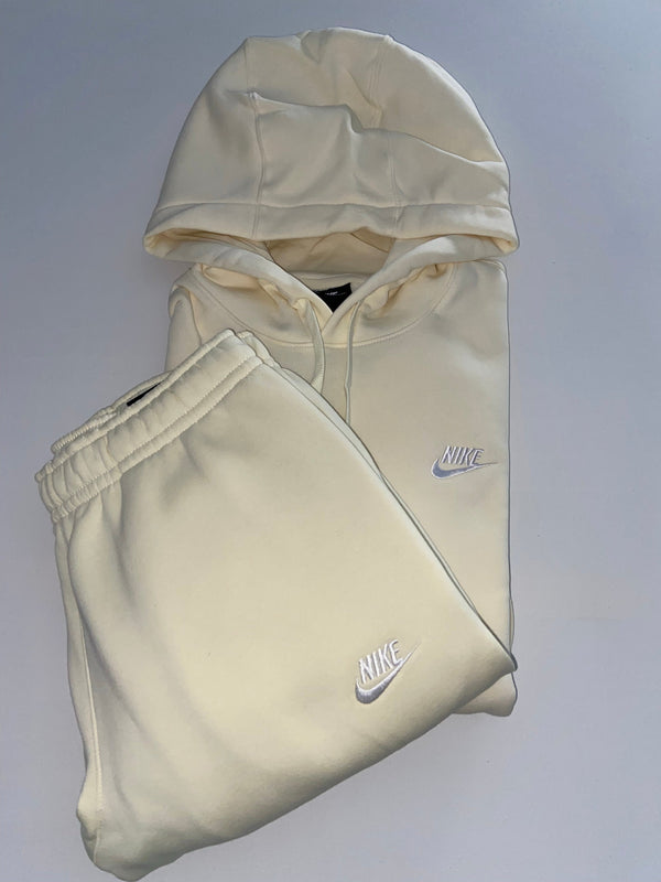 Ensemble nike fleece coconut