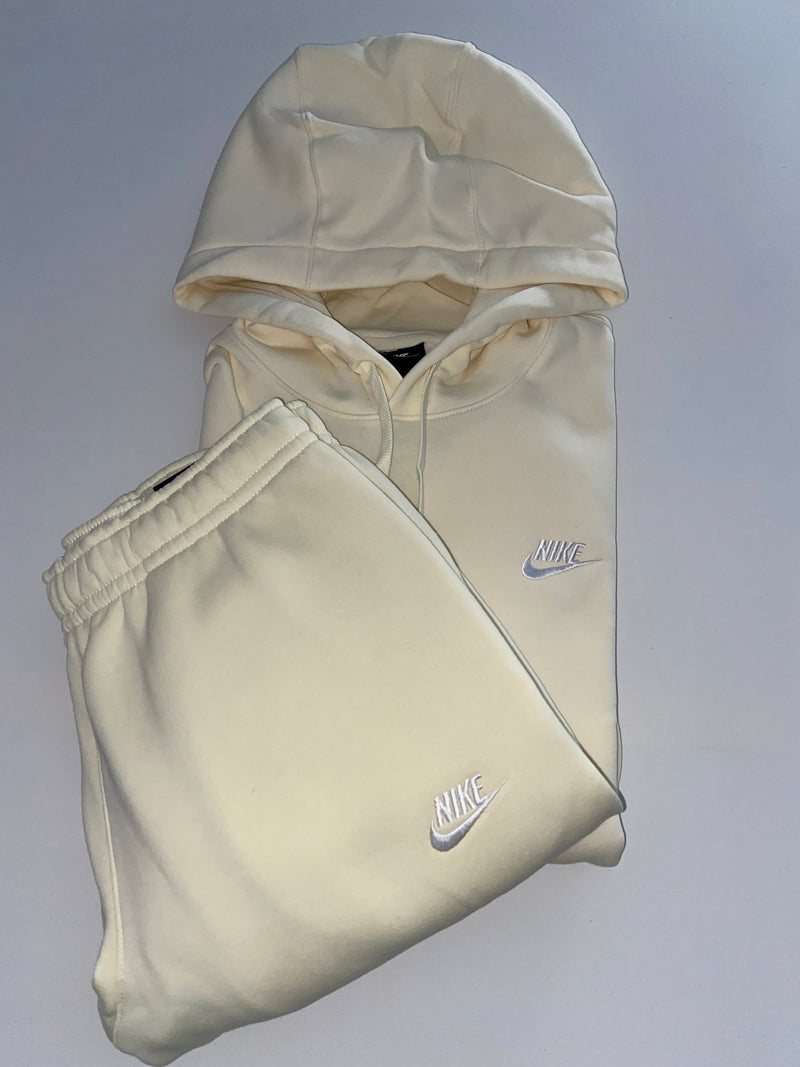 Ensemble nike fleece coconut
