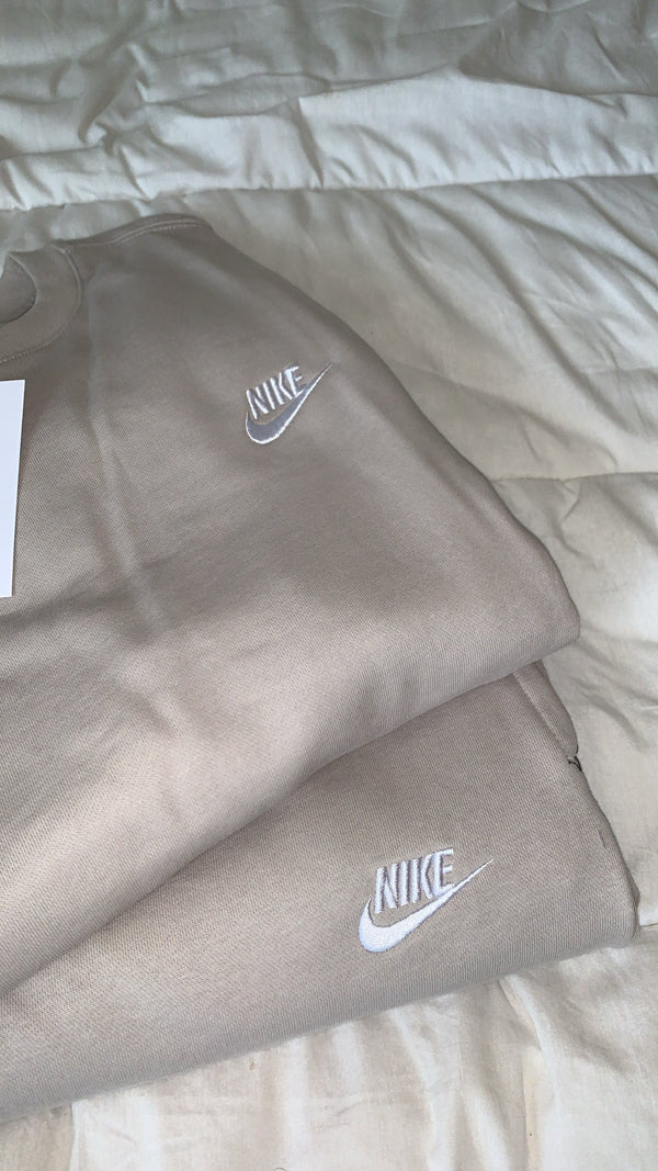 Ensemble nike beige