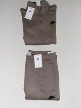 Ensemble nike tech marron