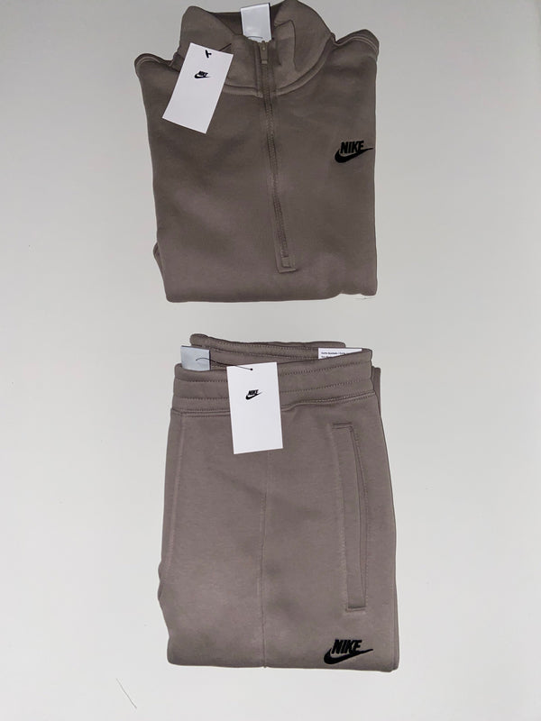 Ensemble nike tech marron