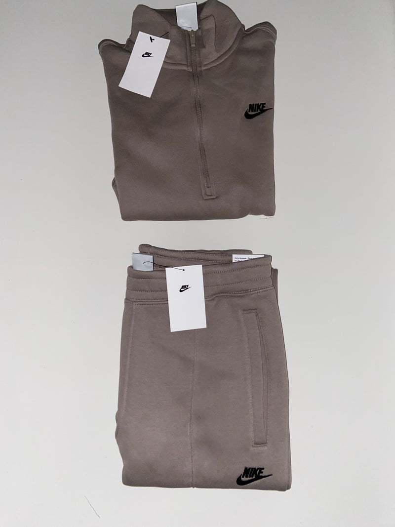 Ensemble nike tech marron
