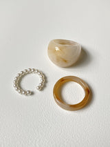 ENSEMBLE DE BAGUES NUAGEUX